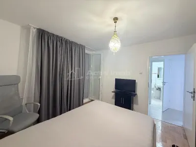 INCHIRIERE APARTAMENT 3 CAMERE -  METROU RAUL DOAMNEI -  540E -  MOBILAT-  UTILAT -   RENOVAT COMPLET  - COMISION 0 ! - foto 9