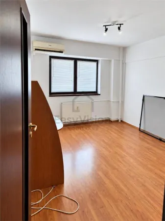 Apartament 4 camere București - poza 8