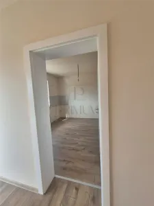 CASA INDIVIDUALA - SUPERBA - APROAPE DE CENTURA - foto 11