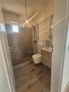 CASA INDIVIDUALA - SUPERBA - APROAPE DE CENTURA - foto 17