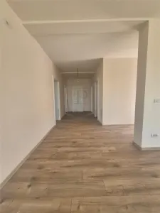 CASA INDIVIDUALA - SUPERBA - APROAPE DE CENTURA - foto 19