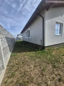CASA INDIVIDUALA - SUPERBA - APROAPE DE CENTURA - foto 7