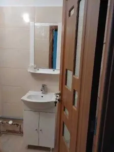 Chirie apartament 3 camere, Nicolina , strada Libertatii - foto 2