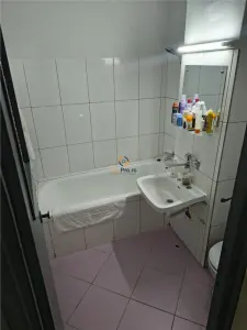 Decomandat 2 Camere Etaj 2 Zona Lipovei - foto 4