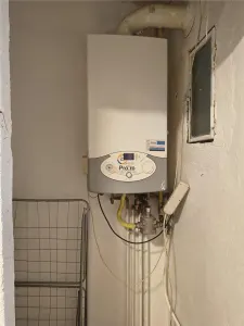 Decomandat 2 Camere Etaj 2 Zona Lipovei - foto 5