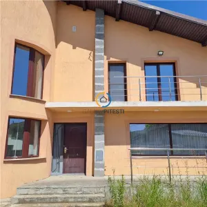 Vila Spatioasa cu 6 camere langa Pitesti - Ideala pentru Cazare Echipa, gradinita - foto 8
