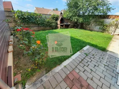 Casa individuala mobilata cu 4 camere 2 bai si garaj in Gusterita - foto 4