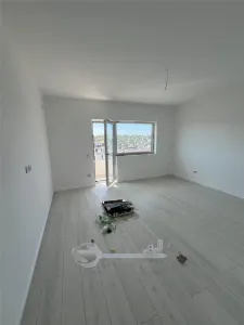 Spatiu comercial/ spatiu de depozitare, 3 camere, Bucium, 100 mp - foto 2