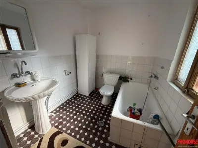 Casă de vânzare – zonă centrală Bacău | Unirii – Autogară - foto 13
