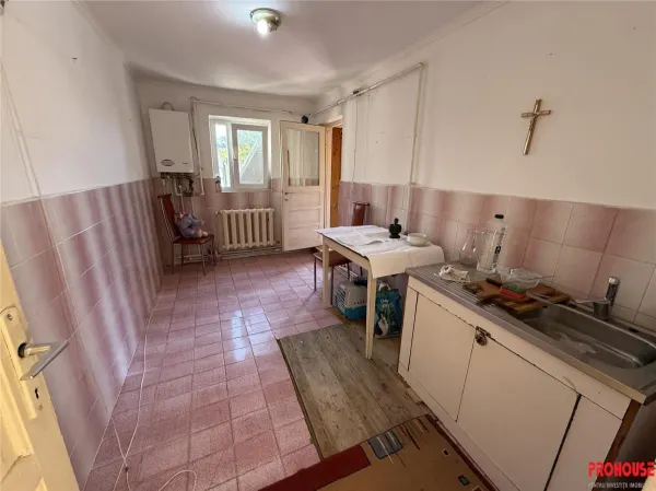 Casă 2 camere Bacău - poza 10