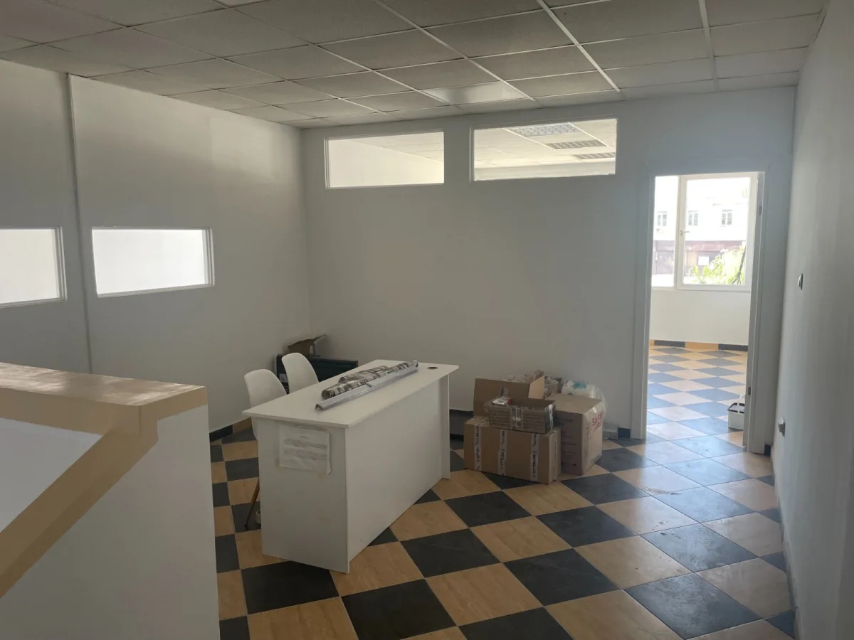 Spatiu 35m de inchiriat - Bucuresti