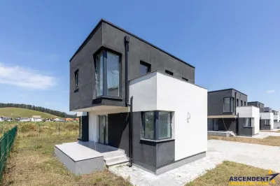 Vila Sanpetru,  intabulata, constructie noua, zona Lempes - foto 11