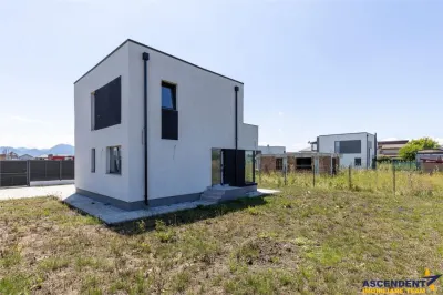 Vila Sanpetru,  intabulata, constructie noua, zona Lempes - foto 22