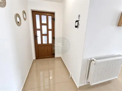 Casa individuala moderna 4 camere pivnita 350mp teren Mohu - foto 20