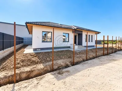 Casa 4 camere 2 bai Dancu Holboca - Dancu