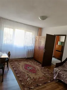 Girocului, 2 Camere, Semidecomandat, Etaj 1 - Timisoara