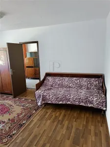 Girocului, 2 Camere, Semidecomandat, Etaj 1 - foto 2