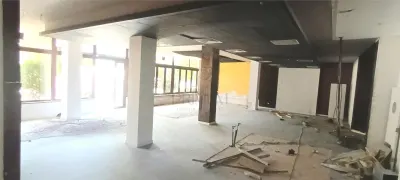 Spatiu  comercial open-space ,  vitrina11 ml - Balcescu - Elisabetin - Timisoara