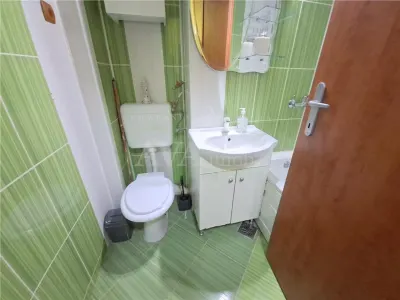 Apatament 2 camere, etaj 3, Zona Alecu Russo -scoala 16 - foto 22