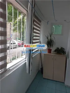 Garsoniera spatioasa in bloc mixt DRUMUL TABEREI / RAUL DOAMNEI - foto 14