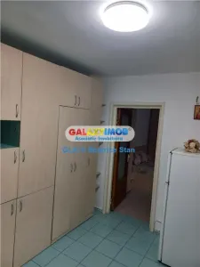 Garsoniera spatioasa in bloc mixt DRUMUL TABEREI / RAUL DOAMNEI - foto 9