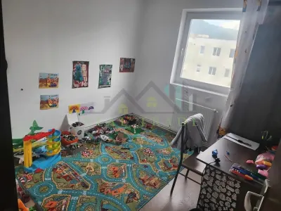 Apartament 3 camere Astra- Carpatilor - foto 4
