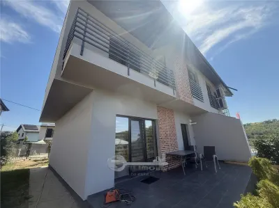 VILA EXCLUSIVISTA 4 CAM VALEA ADANCA LAC EZARENI PRIMA INCHIRIERE - foto 14