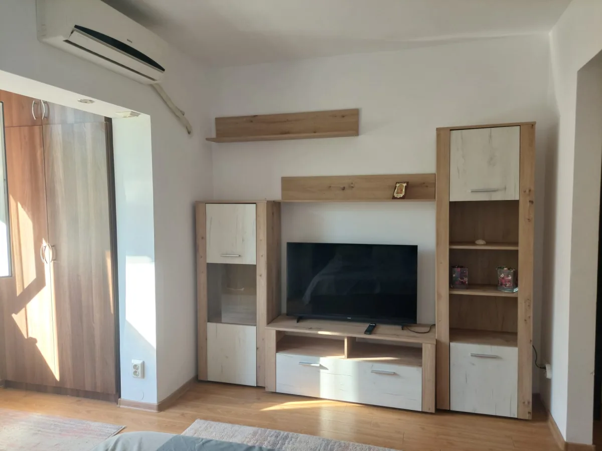 Direct Proprietar, închiriez garsonieră în zona Aviației - Bucuresti