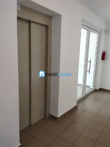 Apartament 2 camere de vanzare Tractorul - foto 8