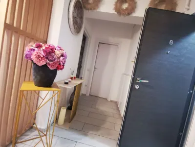 2 camere - zona Albert - decomandat de lux - foto 5