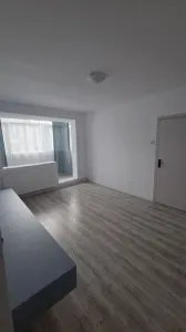 Apartament 2 camere renovat, partial mobilat, 50mp, Sacele, Brasov - foto 4