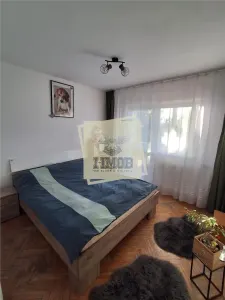 Apartament decomandat 3 camere et 2 cu 2 balcoane Valea Aurie - foto 3