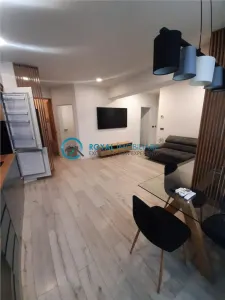 Royal Imobiliare - Inchiriere apartament 3 camere zona 9 Mai - foto 2