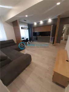 Royal Imobiliare - Inchiriere apartament 3 camere zona 9 Mai - foto 4