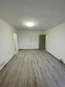 Dambovita, 2 Camere, Renovat, Centrala Proprie - Timisoara