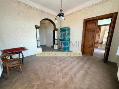 Casa 6 camere plus dependinte,in Ploiesti,zona Gh.Doja/Halele Centrale - foto 4
