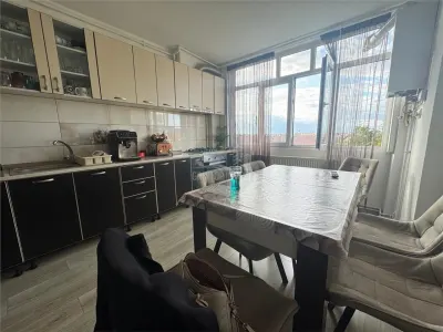 Apartament decomandat cu 2 camere in Vasile Aaron - foto 9