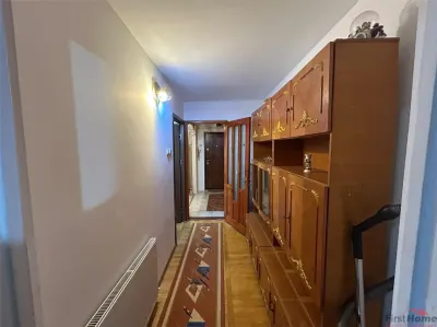 Apartament cu 2 camere de vanzare, zona scoala 7 - foto 8
