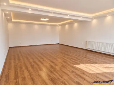 Spatiu birou in vila cu terasa si curte, Tractorul, Brasov - foto 5