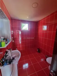 Casa Parter+etaj 1  si mansarda- NANOV  - teren 2500 mp - foto 10