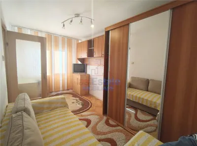 Alexandru cel Bun - Apartament 3 camere etaj intermediar - Iasi