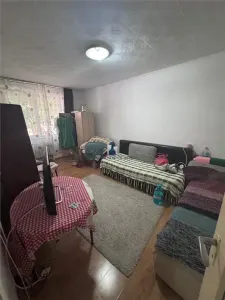 Inchiriere Garsoniera Decomandata Aparatorii Patriei - Bucuresti