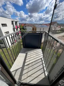 De inchiriat apartament cu 3 camere 2 bai si loc de parcare in zona Lidl Selimbar - foto 12