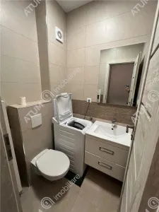 De inchiriat apartament cu 3 camere 2 bai si loc de parcare in zona Lidl Selimbar - foto 10
