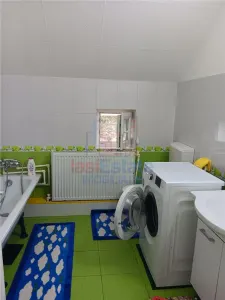Dorobant VILA D+M+Pod  SU = 200mp  TEREN 1200mp amenajat (pot locui doua familii) - foto 15