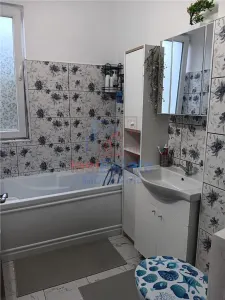 Dorobant VILA D+M+Pod  SU = 200mp  TEREN 1200mp amenajat (pot locui doua familii) - foto 10