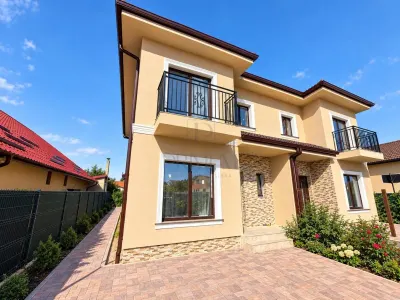 Duplex P+1 cu 116 mp utili, curte generoasă și 3 locuri de parcare – Moșnița Nouă - Mosnita Noua