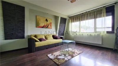 De inchiriat apartament 3 camere in vila zona Favorit-Circumvalatiunii - foto 4