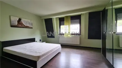 De inchiriat apartament 3 camere in vila zona Favorit-Circumvalatiunii - foto 8