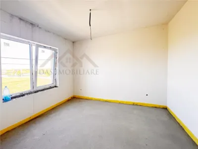 Casa moderna, semifinisata, cu 4,6 ari teren, in Sasar - foto 4